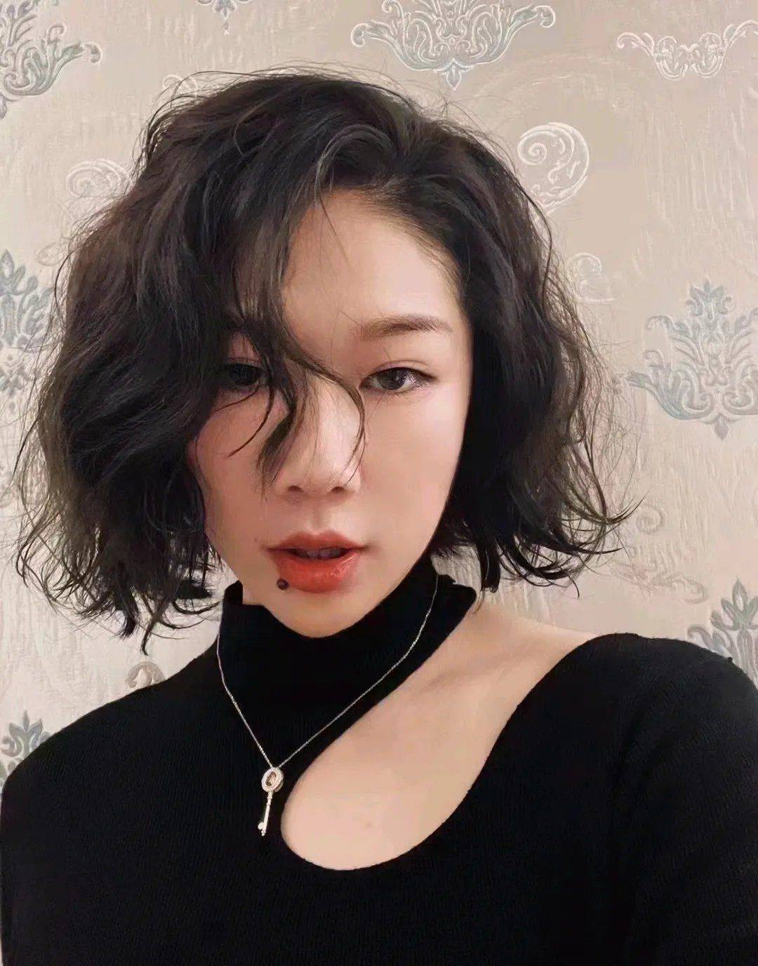 原创
            新年新发型,让你越变越时尚,这15款很值得尝试3 原创
            新年新发型,让你越变越时尚,这15款很值得尝试3