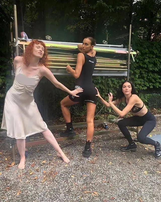 ������ͬ����λ40+��ģ����˿����ϡ�У�C��ǰŮ�������� ...