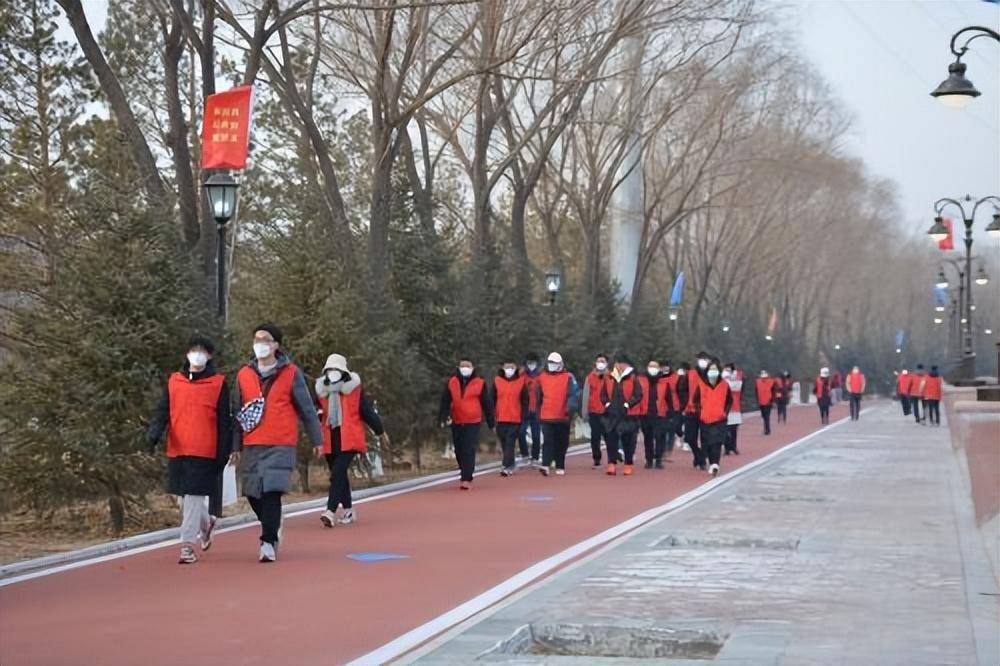 168体育官网|神木市举行“全民健身 悦享生活”2023年迎新年健步走活动