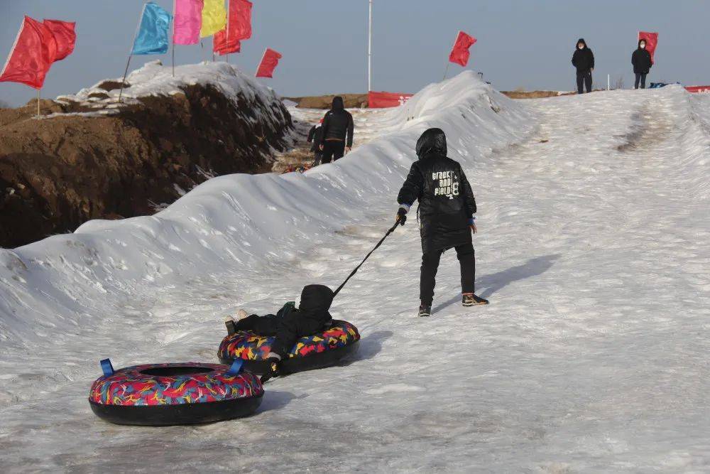 忻州云野小镇冰雪节：村落复兴 全域旅游