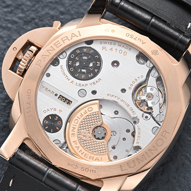 ����һ���ֱ�����100��������ֵı�