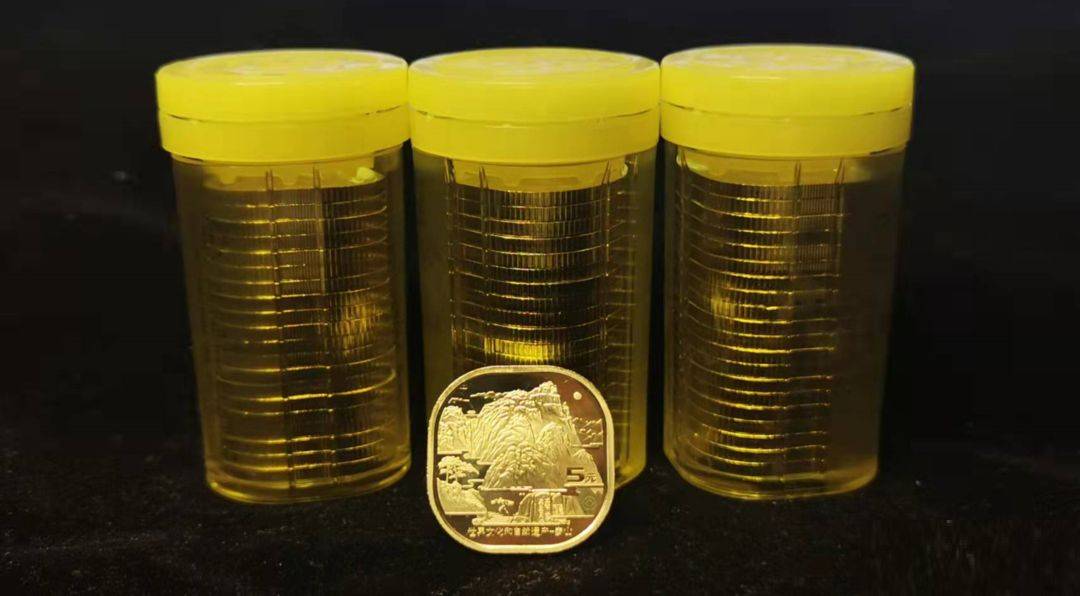 今年上半年，黄山纪念币和10元生肖钞，可以面值预约
