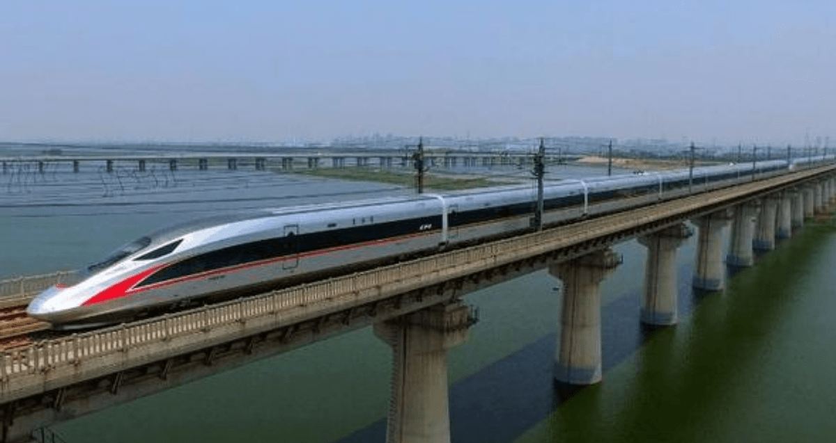 中国铁路第六次大提速，再快一点就要飞上天了？有这么厉害吗?？