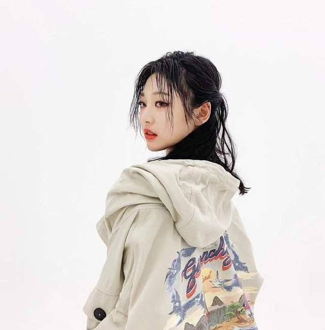 ����4���£�aespa�ߵ���������Ʒ���ԣ��ɸ���BLACKPINK ...