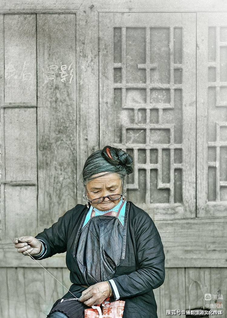 唐民皓-后摄影创意人像100幅（2022 / 中国）