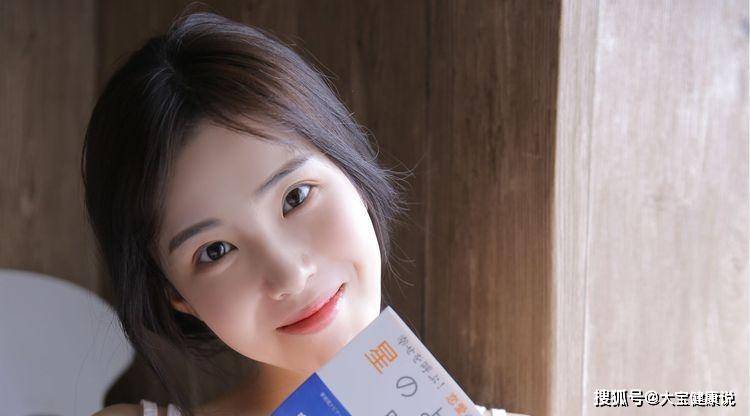 爱动春心一红杏 女人天生爱八卦是什么生肖打一动物，最新解析解释