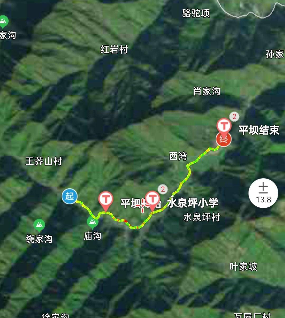 乘坐开往秦岭云烟深处的火车，抵达十里花海村子，仙气飘飘太美了