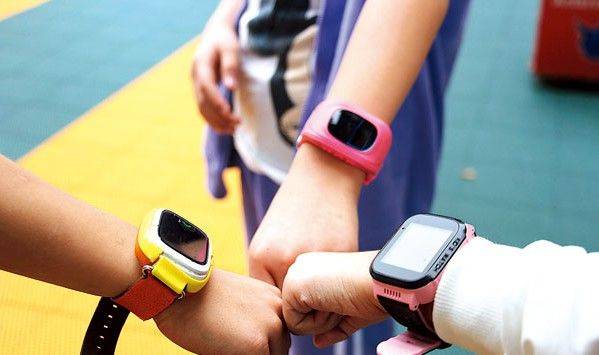 山寨电话手表的危害