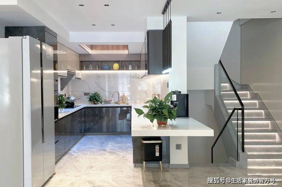 生活家装饰实景案例|350㎡新中式叠墅，设计师的一个改动太绝了，值得借鉴