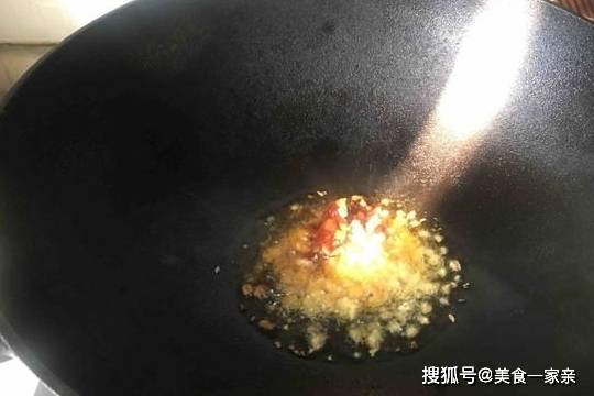 越冷越要吃那肉，一年四时不生病，比牛肉滋补，比猪肉鲜美！