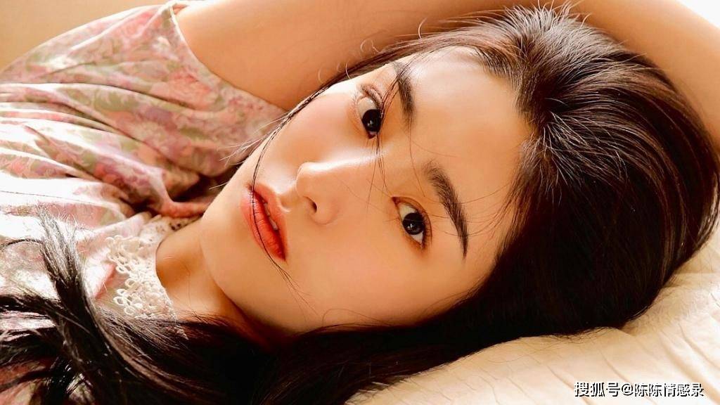 为什么很多的年轻女人，甘愿嫁给老男人呢？