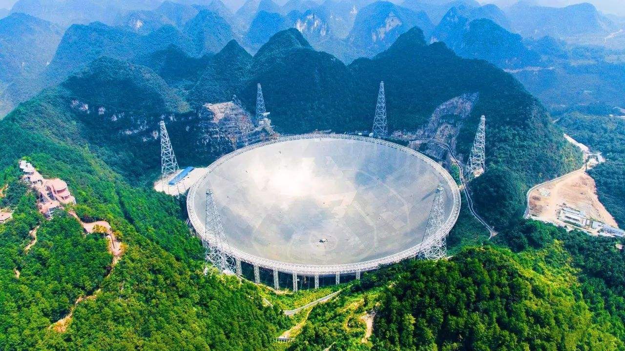 中国天眼有多厉害，最远能探测137亿光年，能发现外星人吗？