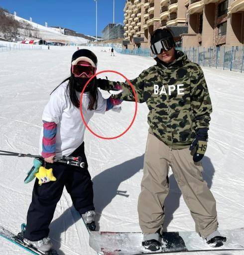 л���滬ѩ����ͷ�������飬43���������ع⣬��������һ ...