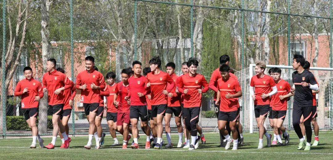 K���г�ר�ҳ����£��������г�18֧���ǰհ