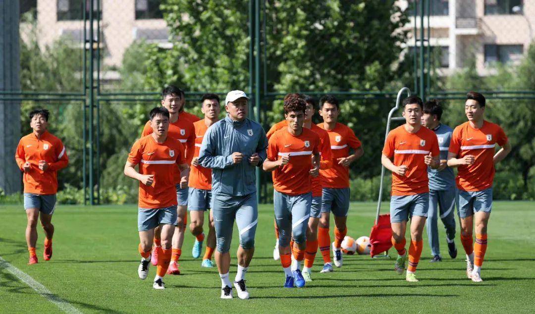 K���г�ר�ҳ����£��������г�18֧���ǰհ