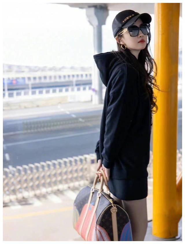 �ܶ�������������ƶ�Ҫ����վ����ͬ��ɻ����㣬Ϳ�촽�� ...