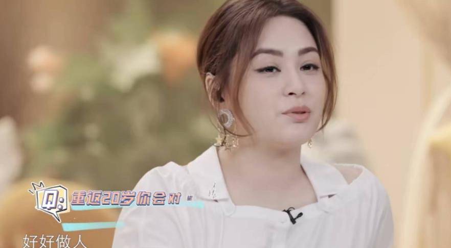 ����������Ƭ�ع����飬���֣�����ɫ��ֵ�ϳ��������� ...