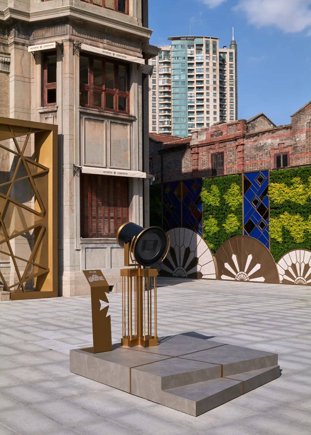 �ڰ�����԰,������ʫ���١��߼��Ʊ�֮��������