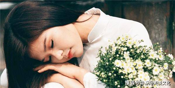 梦回往昔，背负重托，梦见死去的娘，心灵深处的未了情缘