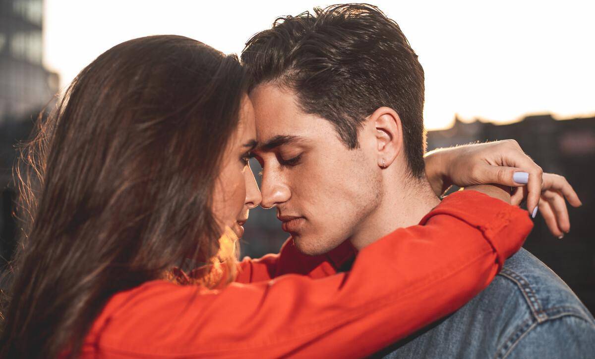 梦见男友不在乎我，解读梦境背后的情感密码