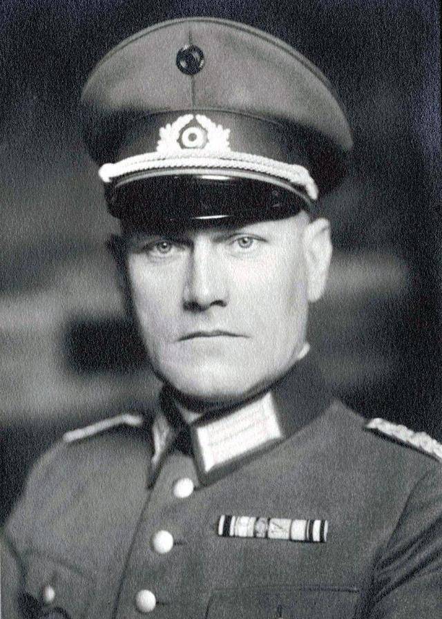 ����������������¶���ݺ��н���