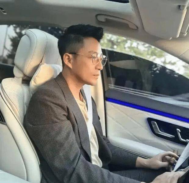 ��С�Ƽ������б��̳ɸ�������̸��������һ�ޣ����ѣ��� ...