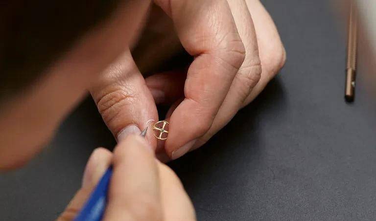 ̽���ٴ����� Calatrava����Ա����ʱ�����