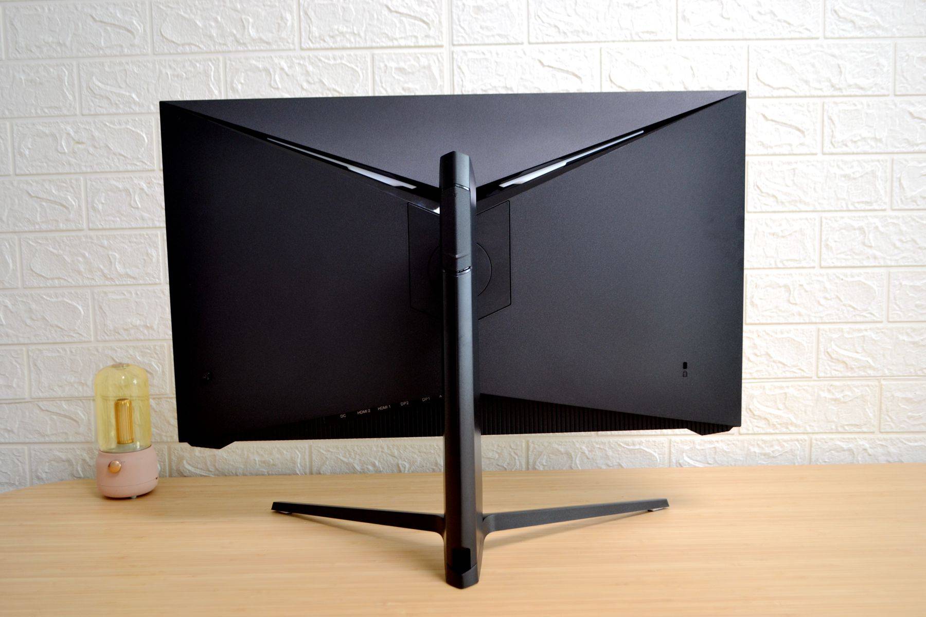 �üһ����羺��ʾ����ô��������1500��������240Hz�� ...