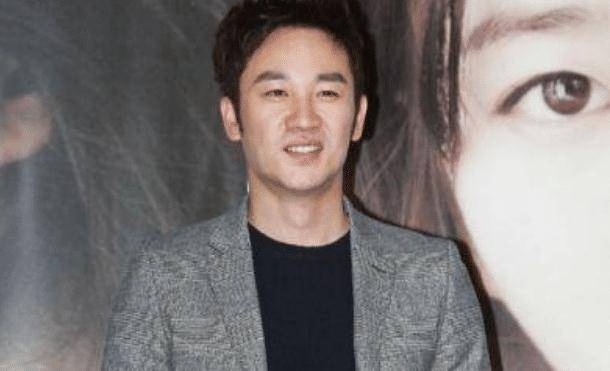 原创事业有成的严泰雄，可以有如今的事业，你们知道是为什么吗？