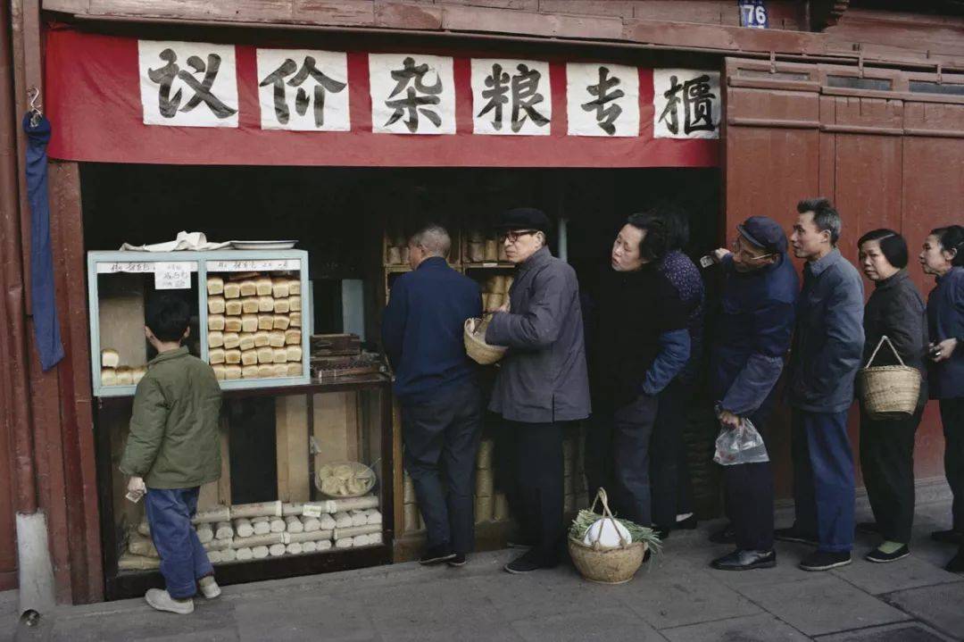 50年前，几乎男女老小的身上都有虱子，现在为啥没了？虱子哪来的