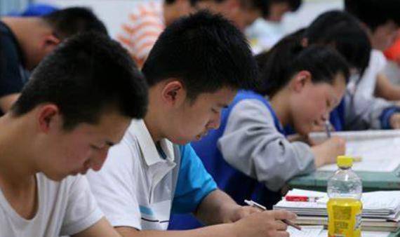 想考上985学校？那你得对峙那几个习惯呀！高三学子赶紧保藏吧！