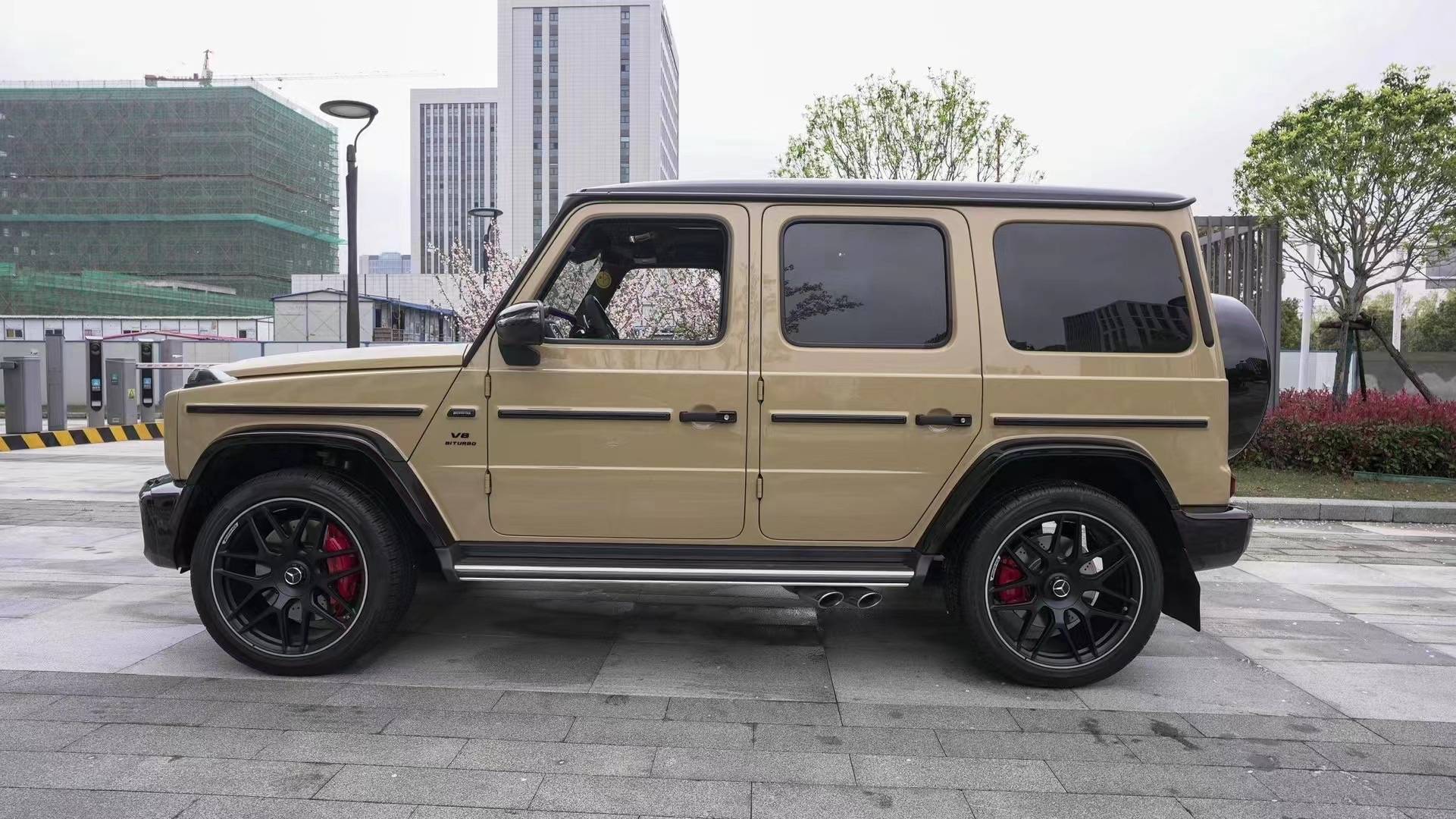 准新车奔跑AMG G63大漠猎游侠限量版