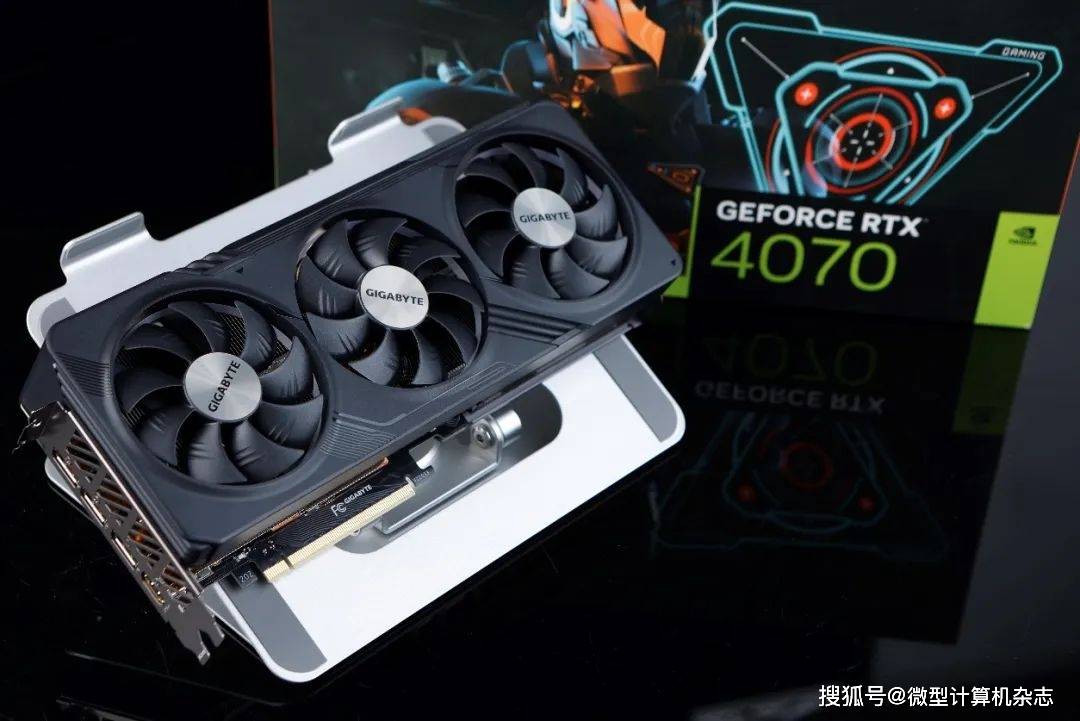 黑衣武士，潜伏矛头——技嘉GeForce RTX 4070魔鹰OC 12G详细评测