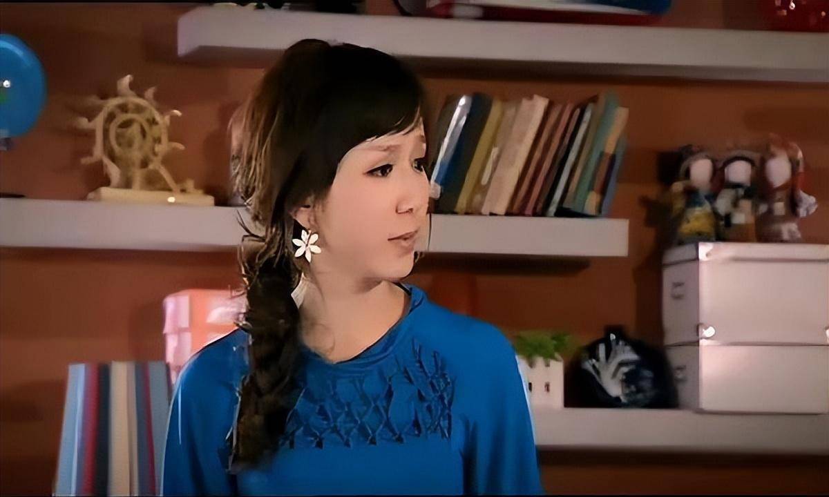 娄艺潇回应被网友p回胡一菲：无论年龄如何都接受自己的所有状态