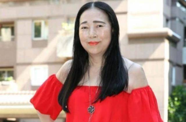 原创许纯美：年轻时貌比王祖贤，继承亡夫百亿财产，49岁想娶23岁男模