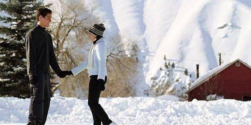 梦境的迷雾,解析梦见女友牵着别人手的意义 梦境的迷雾,解析梦见女友牵着别人手的意义