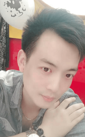 眼部按摩 眼膜双重护理眼部 知名美男作家雷华锋眼部护理方法丨眼部按摩视频手法视频教程