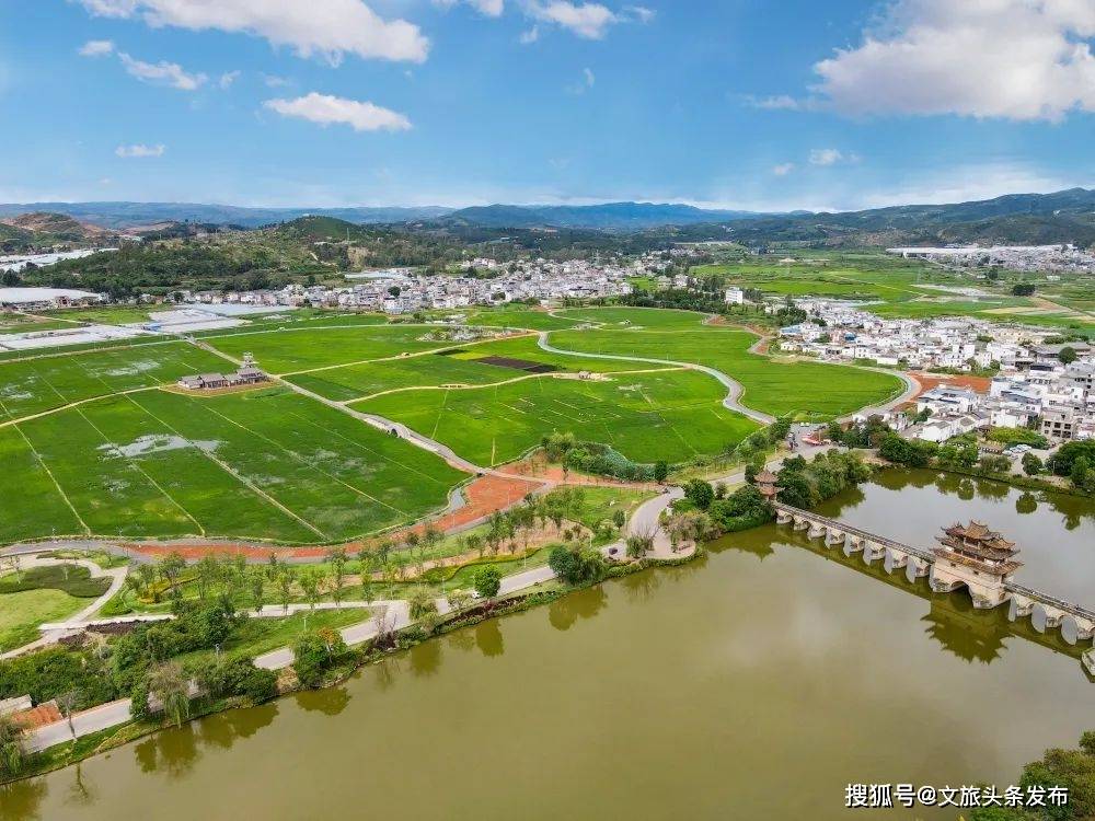 打造滇南最美乡愁之旅 相约中国紫陶之都