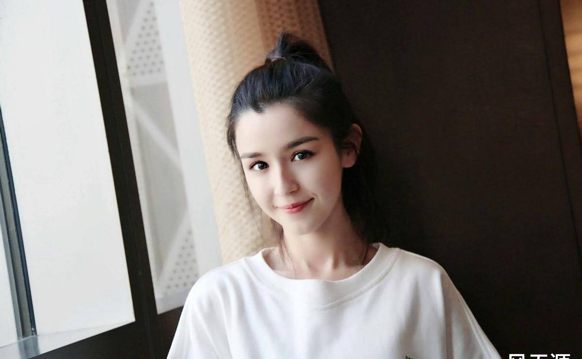 原创看腻了锥子脸、水蛇腰？7位新疆美人，告诉你什么叫异域时尚！