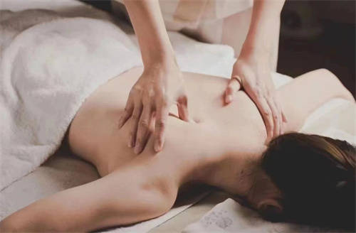 金手指到家丨上门按摩为什么开始流行！丨金手指足浴养生会所