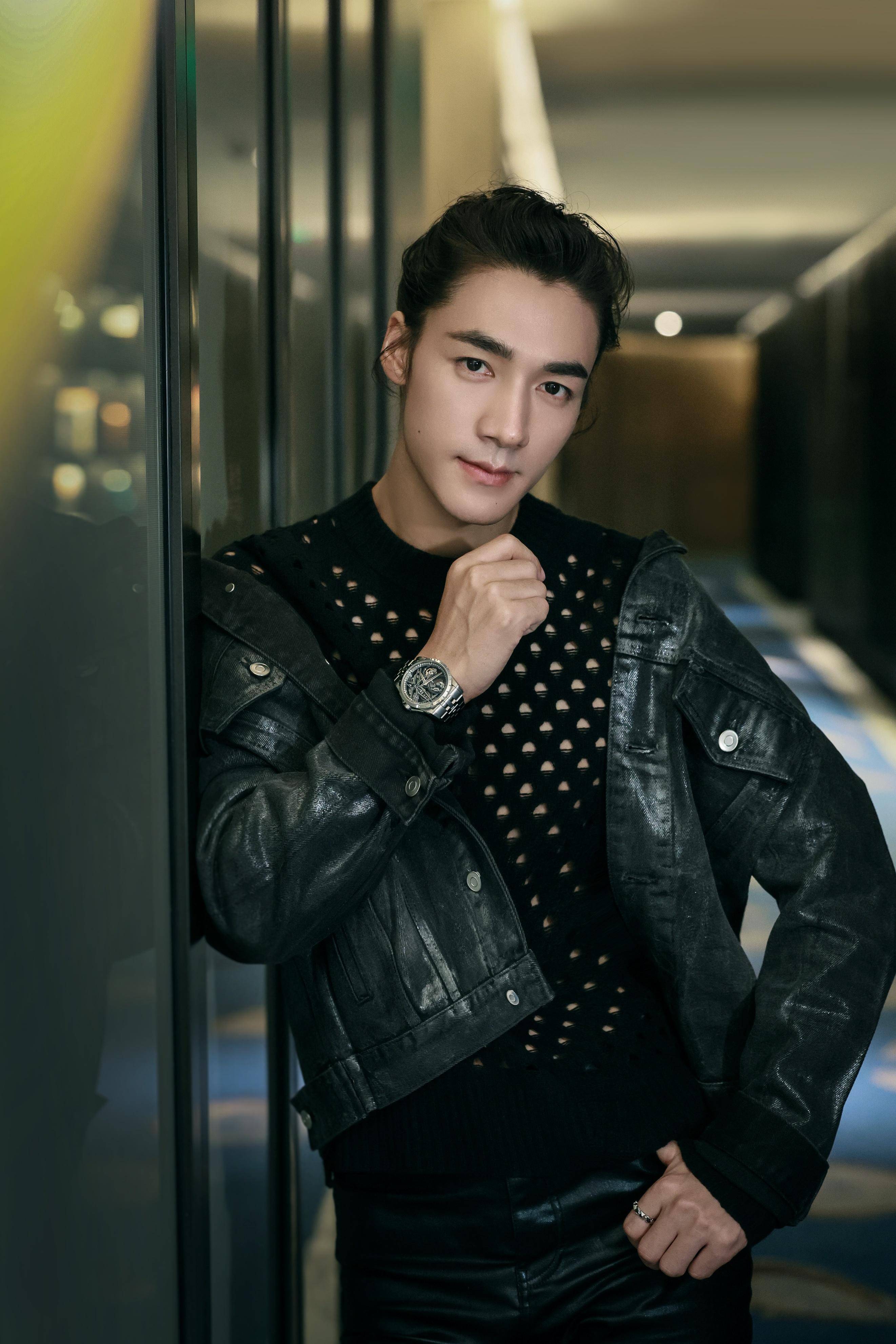 �ݳ�Ʒý��-�޽ܶű�����Ա��ɳ��ͬڹ��Ʒ������-�ݻ��ݳ�ý��