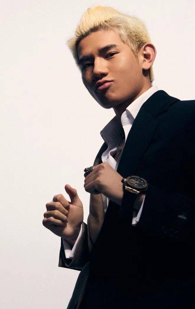 ����ش�4000��ı�¼�ơ�����˵���۷�Ծ���