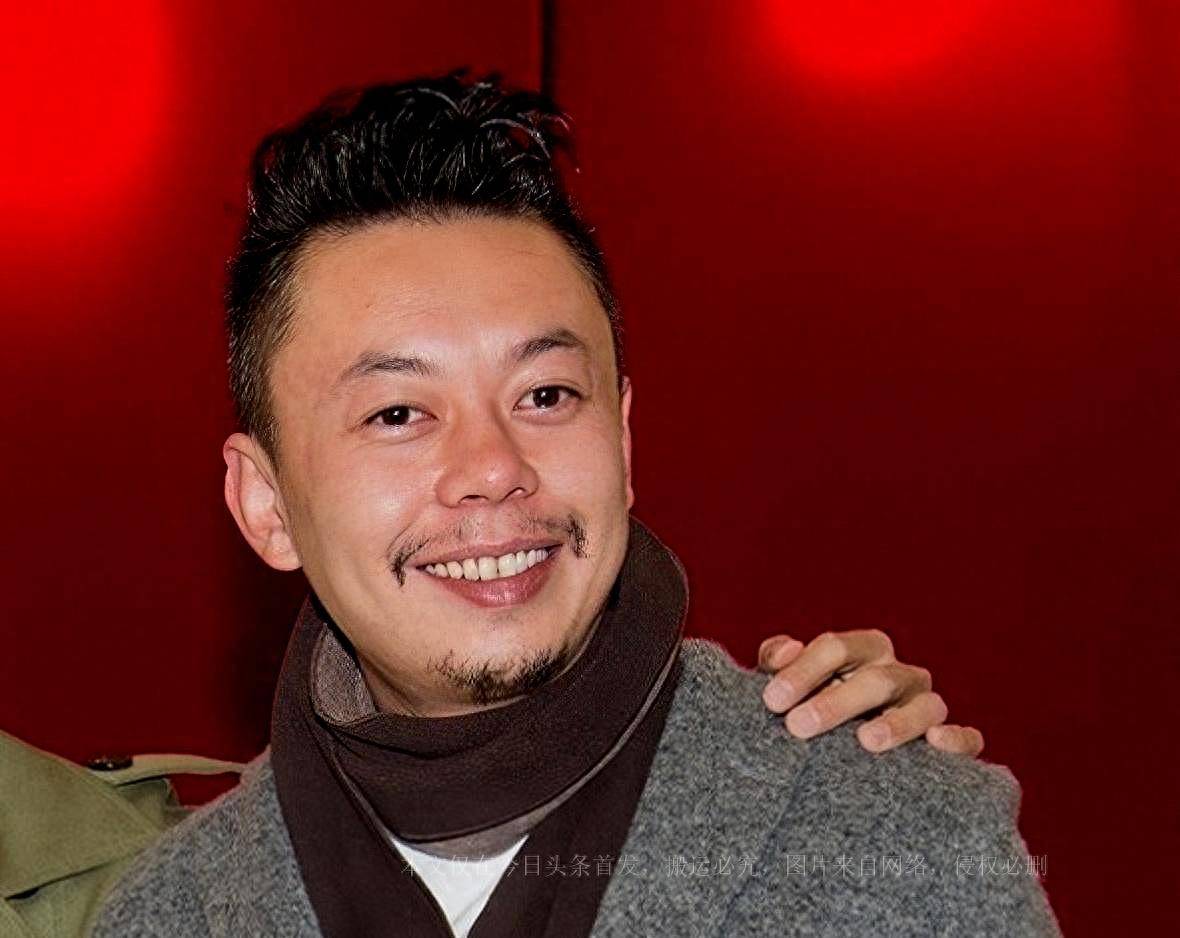 突传伤讯前香港保安局领导睡梦中离世，独子是TVB知名男星