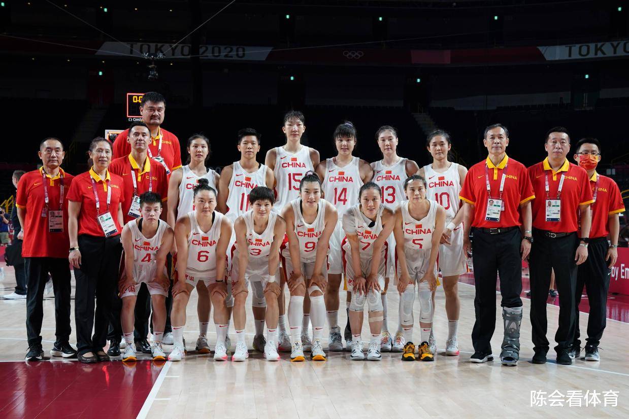 中国女篮新队长出炉，不是李梦，姚明激动，郑薇批准任命
