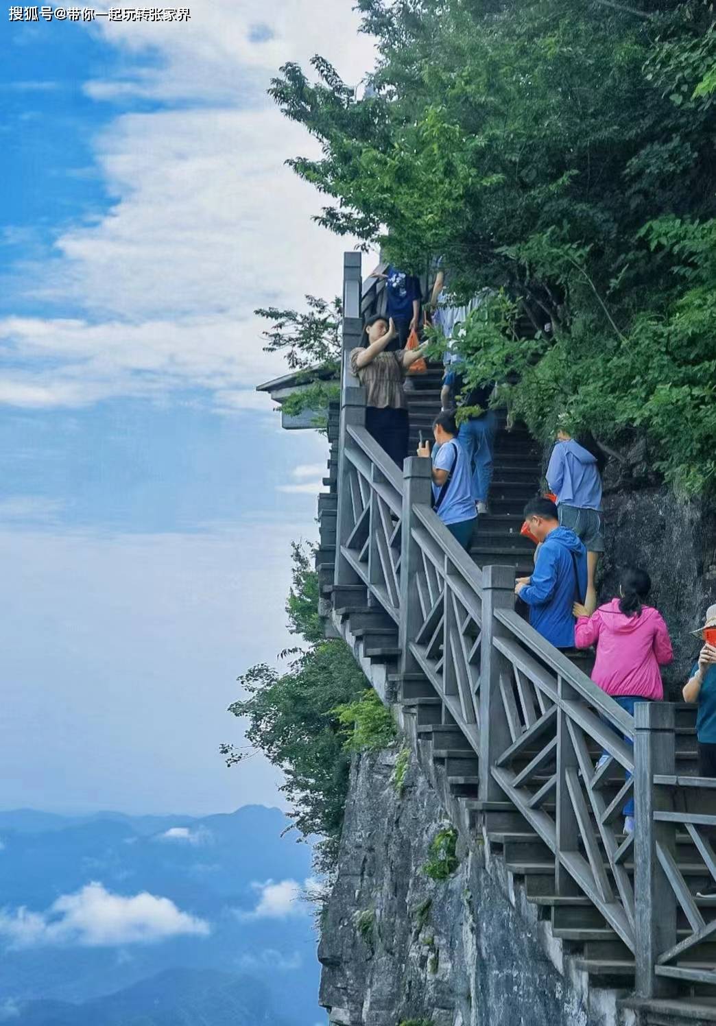 国内最值得去的旅游城市张家界-凤凰古城游玩五天四晚旅游攻略