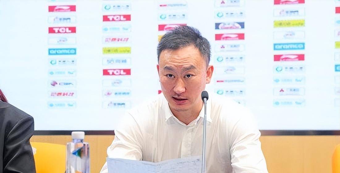 原创             邱彪透露战上海计划，刘维伟夸赞杜锋，男篮亚洲杯预选赛时间确定
