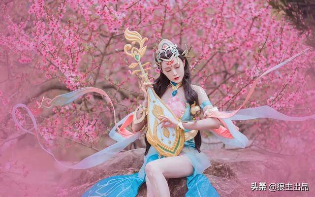 王者荣耀官方cos四美 847e110474ca4a01b7449a29124d8693.jpeg