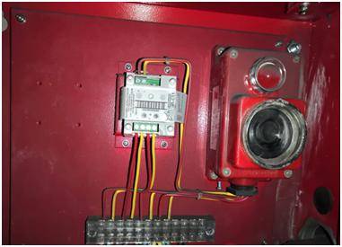 消火栓启泵按钮主要由:启泵按钮,启泵指示灯,fas报警模块,接线端排等