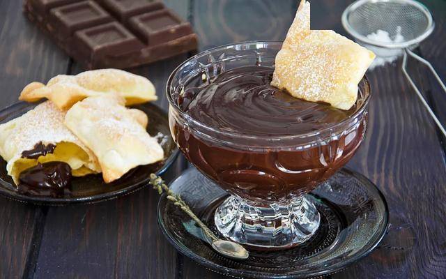 中西方人吃起血来，个个津津有味(图文)