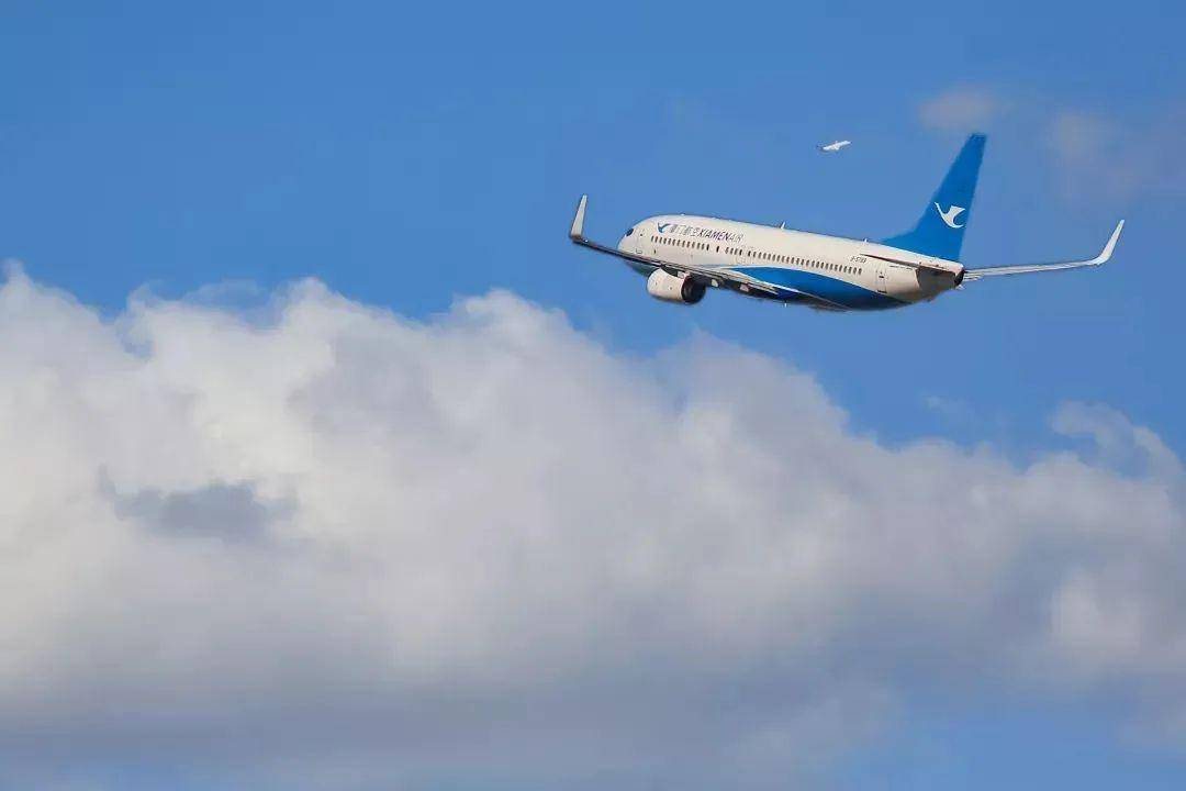 飞机场的英语咋说 6afdc4b1a9b345c18f7c48b2ab5fefa6.jpeg